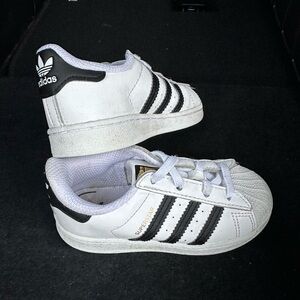 White and black shell toe